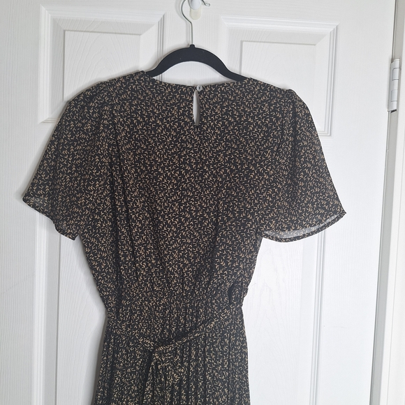 Polagram Maternity Black Floral Midi Dress Size Medium - Picture 6 of 9